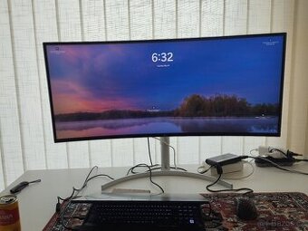 LG Ultrawide 38WK95C - širokouhlý monitor