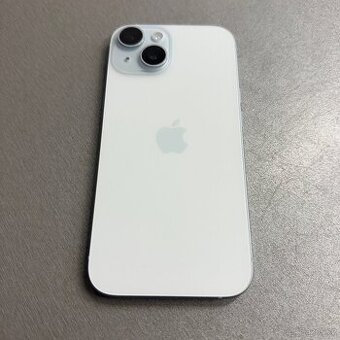 Modrý iPhone 15 128GB, jako nový, 12 měsíců záruka