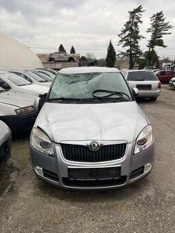 Škoda Fabia II 1.2 HTP 51 kW, rok 2008 NA NÁHRADNÍ DÍLY