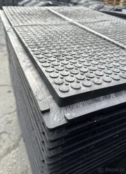 Podlahové desky PVC 120x80x3,2cm