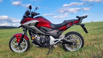 NC 750 X DCT