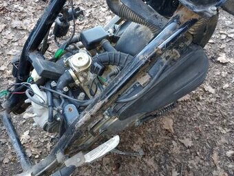 SYM motor 4 takt