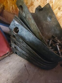 Tatra 813 kryty dofukovani kol