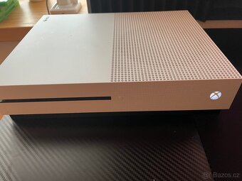 Xbox one s - 1