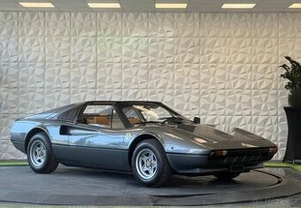 Ferrari 308 GTSi (1982) – ikonický kabriolet