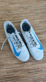 Kopačky NIKE velikost EU 40