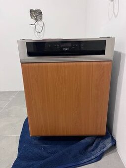 Vestavná myčka WHIRLPOOL 60cm - 1