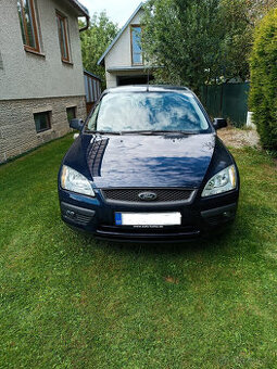 Ford FOCUS 1.6, hatchback