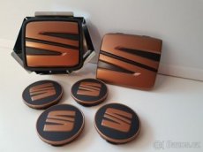 Seat Leon Cupra R 5F paket loga v odstínu mědi