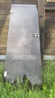 Prosklené dveře k sauně