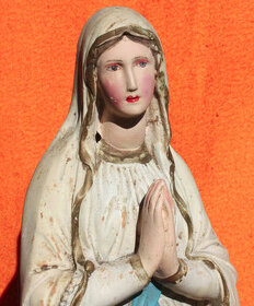 Socha Madona, soška, figura, figurka, busta, bista, bysta