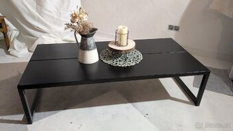 Konferenční stolek