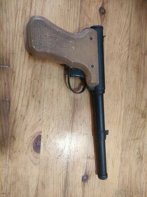 Vzduchova pistole Diana model 2 - 1