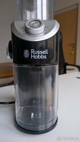 Russell Hobbs 23120-56 černý - 1