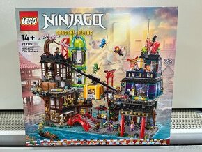 LEGO NINJAGO 71799 Trhy v NINJAGO City - 1