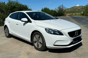 Volvo V40 2,0 D4 88kw CROSS COUNTRY