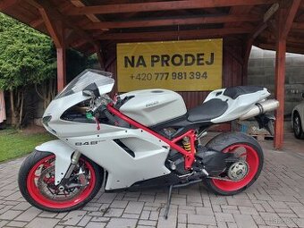 Ducati 848 EVO