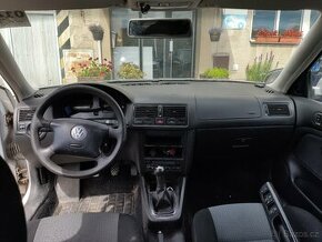 Palubní deska - Golf IV / Bora