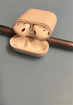 AirPods 2