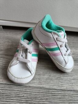 Capáčky Adidas vel. 19