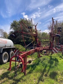 Shrnovač Pottinger eurotom 851A
