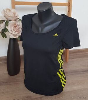 Dámské triko adidas. Vel.XS.