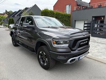 DODGE RAM 1500 HEMI REBEL LIFT