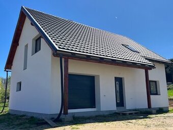 Novostavba. R.D.  Smržovka ,Malostranská ulice