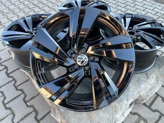 VW Touareg, kola 20"