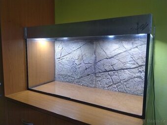 Akvarium 200L s LED osvětlením - PLATÍ DO SMAZÁNÍ