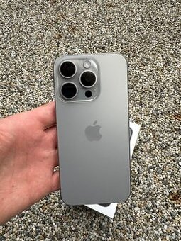 iPhone 15 pro - baterie 96%