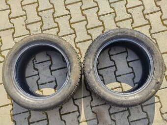 Celoroční pneu 205/55/16 profil 4.5mm. Cena za kus 300,- kč.