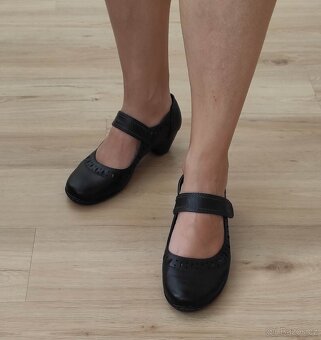 Dámské polobotky vel. 38