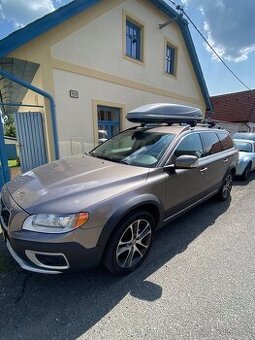 2010 Volvo xc70 D5 nafta 205ps. Plná sh