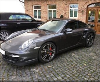 Porsche 911 Turbo 997.1 s legendárním Mezger motorem