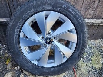 Nová zimní kola Volkswagen Tayron Tiguan R17 ET40