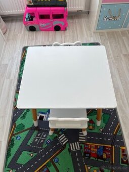 Dětský stul - 1