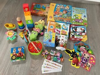 Hračky, hry, puzzle