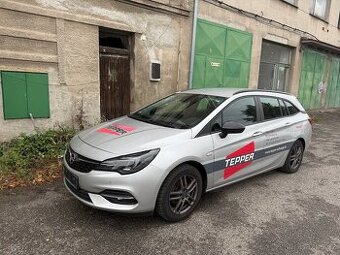 Opel ASTRA, 1,5Diesel, automat, r.2021, motor na opravu