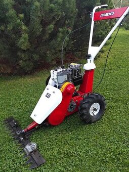Iseki,  Lištová sekačka motor Kawasaki.