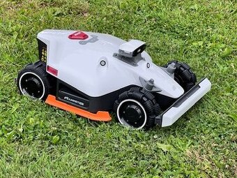 Robotická sekačka Mammotion LUBA 2 AWD 5000X SLEVA