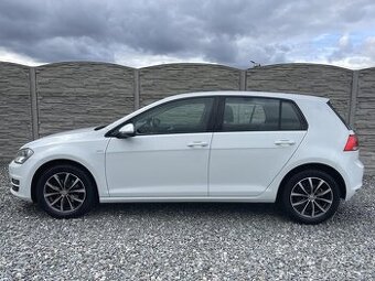 Volkswagen Golf 1.6TDi 90P SPORTLINE SERVIS 1A