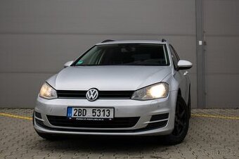 Volkswagen Golf kombi 2013