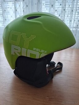 Lyžařská helma Relax