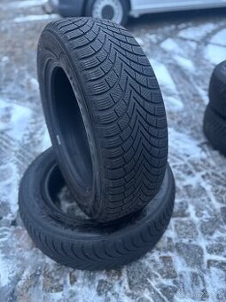 Maxxis 215/65 R17 Zimní pneumatiky