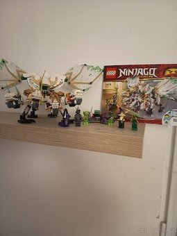 LEGO NINJAGO: The ultra Dragon (70679)