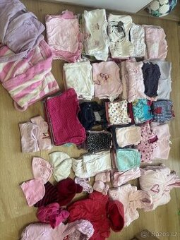 Velký balík 116ks kojeneckého oblečení na holčičku vel.50-86