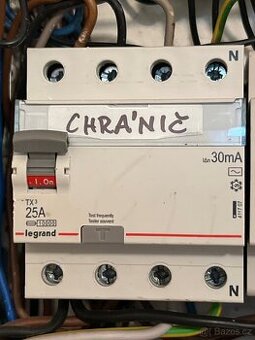 Proudový chránič 25A typu AC 30mA 4-pólový