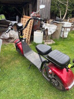 Prodám/Vyměním- elektrický skútr chopper (dvojmístný)