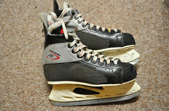 Brusle hokejové dětské Botas vel. 37